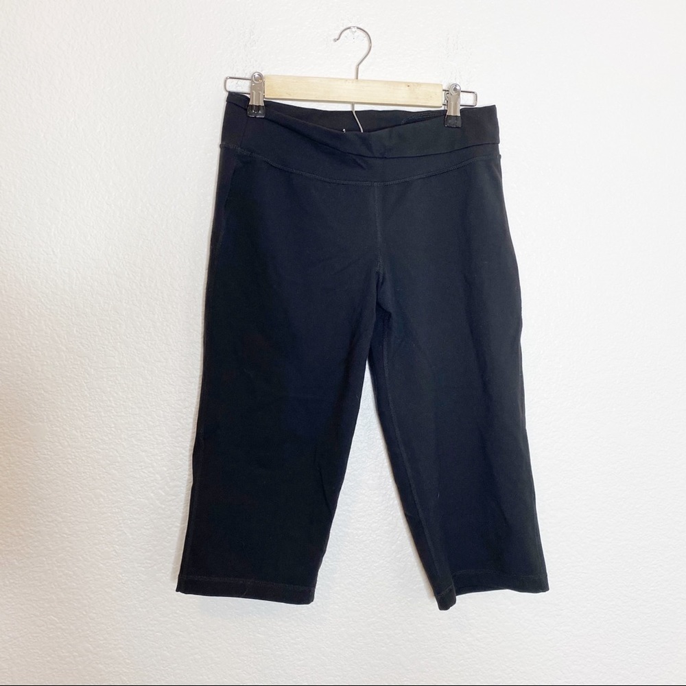 Patagonia - Black Women’s Crops - Size M